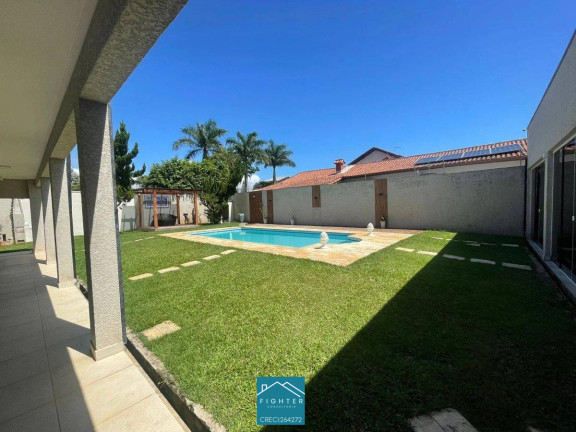 Imagem Casa com 3 Quartos à Venda, 200 m²