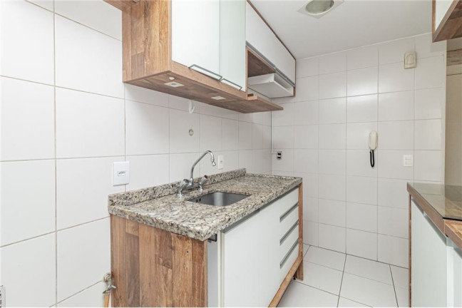 Imagem Imóvel com 2 Quartos à Venda, em Vila Ipiranga - Porto Alegre Imagem Imóvel com 2 Quartos à Venda, em Vila Ipiranga - Porto Alegre
