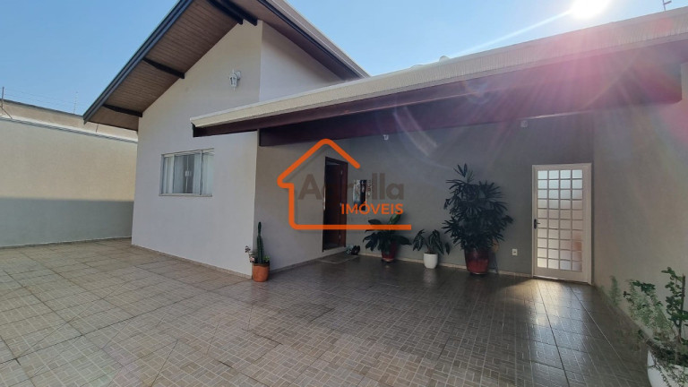 Casa com 3 Quartos à Venda, 140 m² em Jardim Patrícia - Mogi Mirim