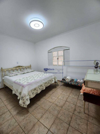Imagem Casa com 3 Quartos à Venda, 273 m² em Canedos - Atibaia