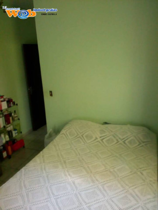 Imagem Casa com 2 Quartos à Venda, 80 m² em Vila Tupi - Praia Grande Imagem Casa com 2 Quartos à Venda, 80 m² em Vila Tupi - Praia Grande