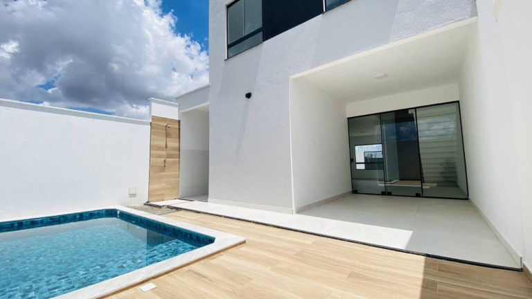Imagem Casa com 3 Quartos à Venda, 110 m² em Sim - Feira De Santana