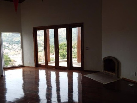 Imagem Casa com 2 Quartos à Venda, 589 m² em Vila Petrópolis - Atibaia