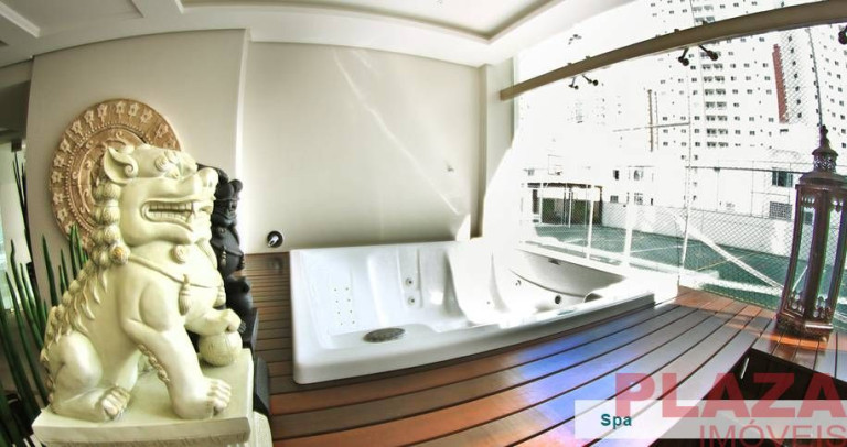 Apartamento com 4 Quartos à Venda, 231 m² em Centro - Balneário Camboriú