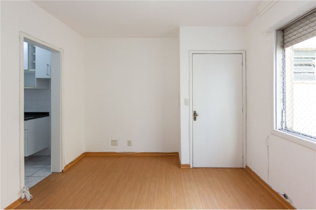Imagem Imóvel com 1 Quarto à Venda,  em Petrópolis - Porto Alegre