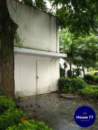 Loja para Alugar, 304 m² em Moema - São Paulo
