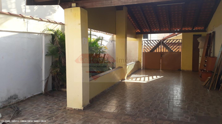 Imagem Casa com 5 Quartos à Venda, 200 m² em Jardim Humaita - Taubaté