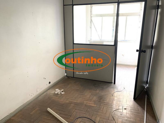 Imagem Casa com 4 Quartos à Venda, 176 m² em Tijuca - Rio De Janeiro Imagem Casa com 4 Quartos à Venda, 176 m² em Tijuca - Rio De Janeiro