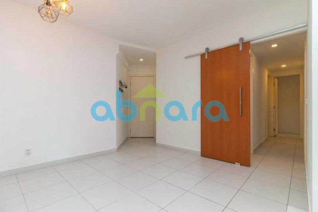 Imagem Apartamento com 3 Quartos à Venda, 115 m² em Botafogo - Rio De Janeiro Imagem Apartamento com 3 Quartos à Venda, 115 m² em Botafogo - Rio De Janeiro