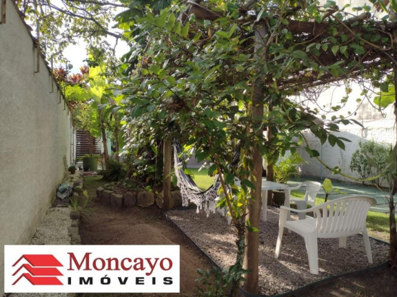 Imagem Casa com 2 Quartos à Venda, 448 m² em Centro - Caraguatatuba