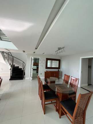 Imagem Casa com 3 Quartos à Venda, 1 m² em Lagoa - Macaé