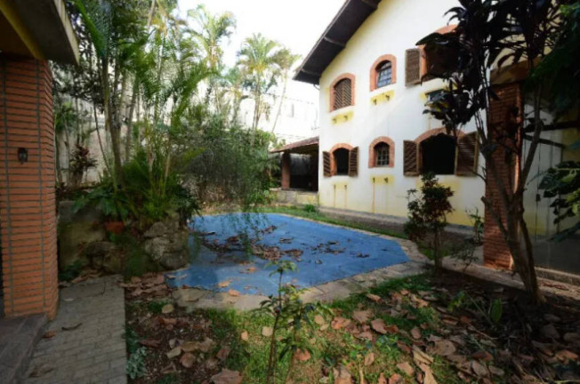 Casa com 5 Quartos à Venda, 856 m² em Capela Do Socorro - São Paulo
