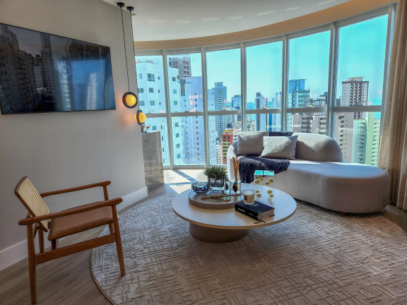 Apartamento com 3 Quartos à Venda, 137 m² em Centro - Balneário Camboriú