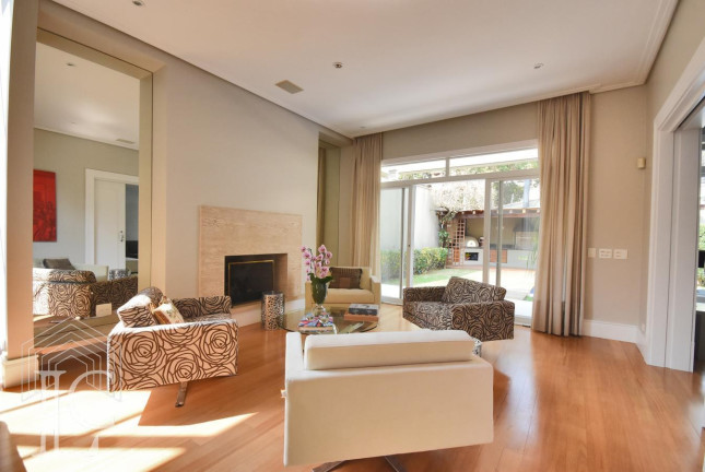 Imagem Casa com 4 Quartos à Venda, 546 m² em Morumbi - São Paulo