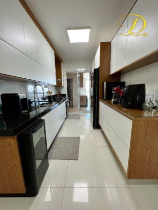 Imagem Apartamento com 3 Quartos à Venda, 250 m² em Canto Do Forte - Praia Grande Imagem Apartamento com 3 Quartos à Venda, 250 m² em Canto Do Forte - Praia Grande