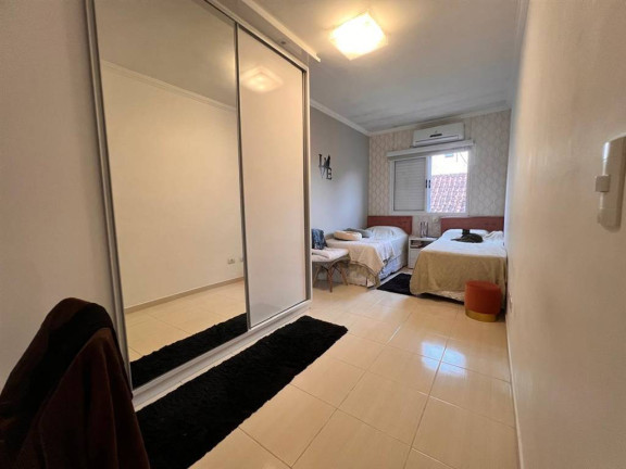 Imagem Casa com 3 Quartos à Venda, 121 m² em Maracanã - Praia Grande Imagem Casa com 3 Quartos à Venda, 121 m² em Maracanã - Praia Grande