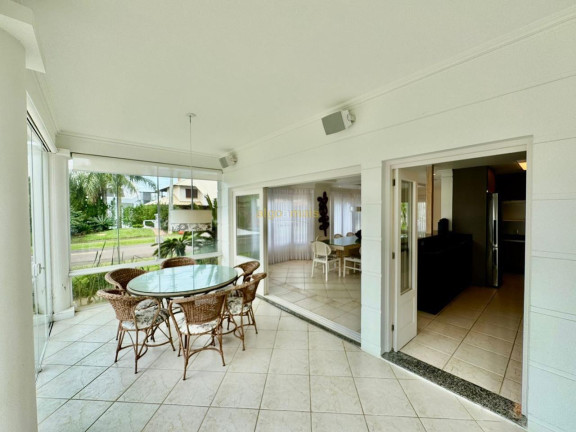 Imagem Casa com 4 Quartos à Venda, 428 m² em Condominio Atlantida Lagos Park - Xangri-lá Imagem Casa com 4 Quartos à Venda, 428 m² em Condominio Atlantida Lagos Park - Xangri-lá