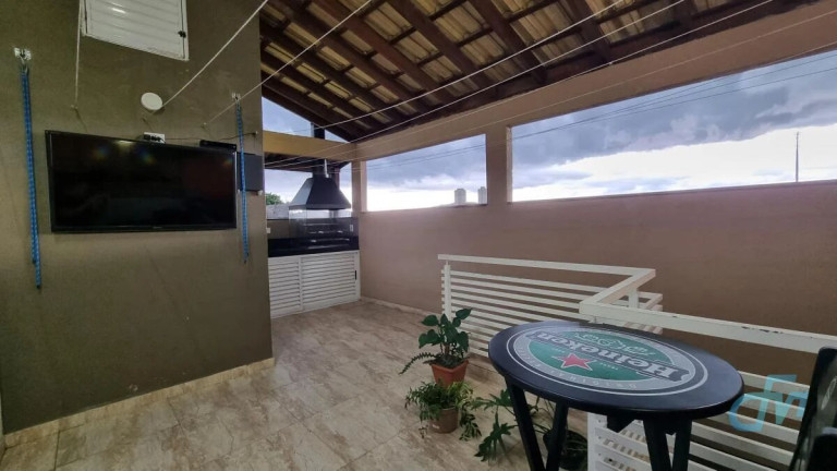 Imagem Casa com 2 Quartos à Venda, 110 m² em Jardim Ivete - Mogi Das Cruzes