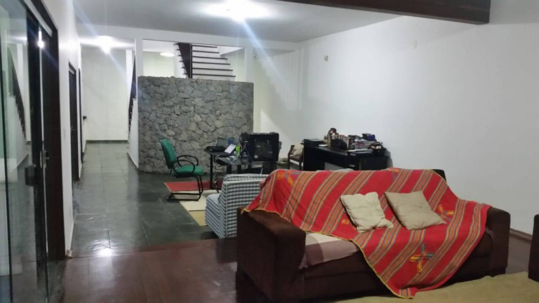 Imagem Casa com 3 Quartos à Venda, 350 m² em Vila Trujillo - Sorocaba