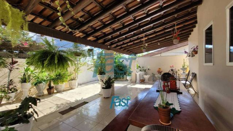 Imagem Casa com 3 Quartos à Venda, 360 m² em Barra Do Pari - Cuiabá