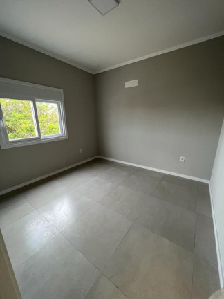 Imagem Sobrado com 3 Quartos à Venda,  em Xangri-lá - Xangri-la