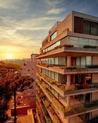 Imagem Apartamento com 4 Quartos à Venda, 459 m² em Cabral - Curitiba