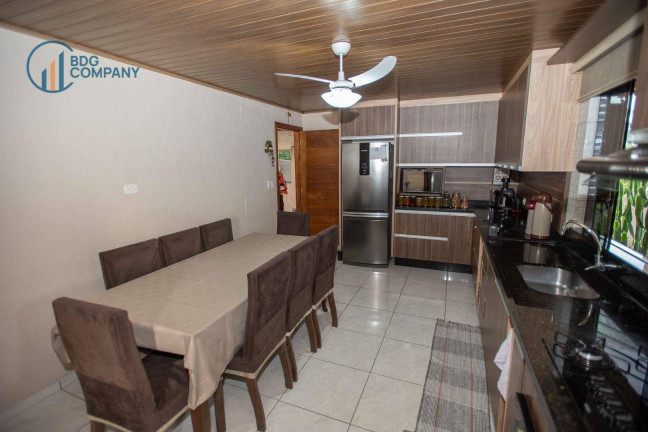 Imagem Casa com 6 Quartos à Venda, 304 m² em Vila São João - Irati Imagem Casa com 6 Quartos à Venda, 304 m² em Vila São João - Irati