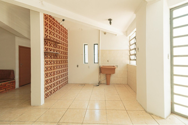 Imagem Casa com 3 Quartos à Venda, 298 m² em Chácara Das Pedras - Porto Alegre Imagem Casa com 3 Quartos à Venda, 298 m² em Chácara Das Pedras - Porto Alegre