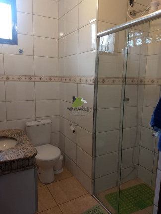 Imagem Casa com 3 Quartos à Venda, 198 m²