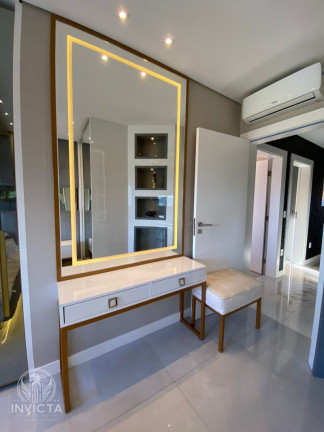 Imagem Apartamento com 3 Quartos à Venda, 130 m² em Centro - Balneário Camboriú Imagem Apartamento com 3 Quartos à Venda, 130 m² em Centro - Balneário Camboriú