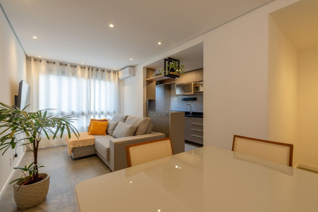 Apartamento com 2 Quartos à Venda, 61 m² em Santana - Porto Alegre