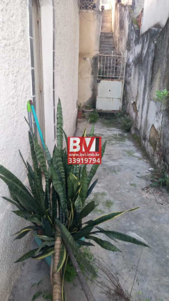Imagem Casa com 2 Quartos à Venda, 58 m² em Tomás Coelho - Rio De Janeiro Imagem Casa com 2 Quartos à Venda, 58 m² em Tomás Coelho - Rio De Janeiro