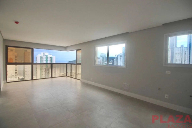 Imagem Apartamento com 3 Quartos à Venda, 118 m² em Centro - Balneário Camboriú