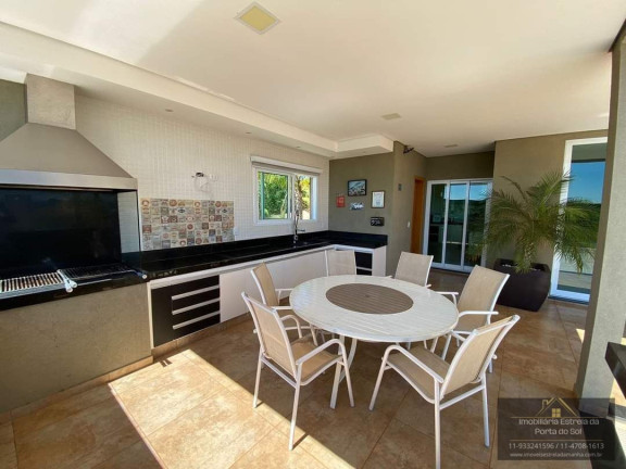 Imagem Casa com 5 Quartos à Venda, 600 m² em Centro - Paranapanema