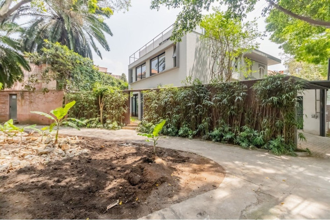 Casa com 3 Quartos à Venda,  em Jardim Paulista - São Paulo