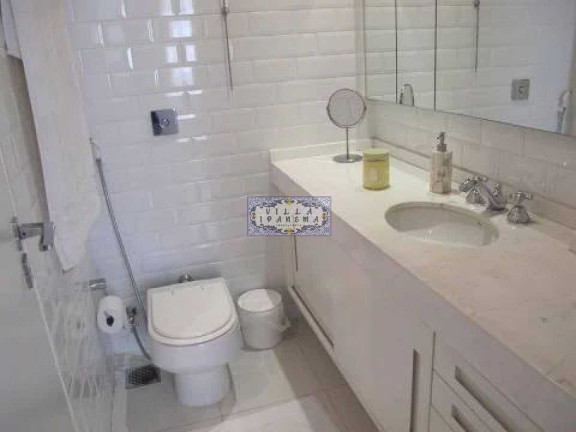 Imagem Apartamento com 3 Quartos à Venda, 100 m² em Copacabana - Rio De Janeiro Imagem Apartamento com 3 Quartos à Venda, 100 m² em Copacabana - Rio De Janeiro