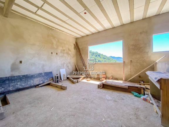 Imagem Casa com 3 Quartos à Venda, 130 m² em Albuquerque - Teresópolis Imagem Casa com 3 Quartos à Venda, 130 m² em Albuquerque - Teresópolis