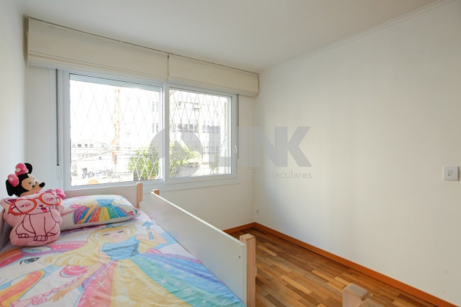 Imagem Apartamento com 3 Quartos à Venda, 133 m² em Independência - Porto Alegre Imagem Apartamento com 3 Quartos à Venda, 133 m² em Independência - Porto Alegre