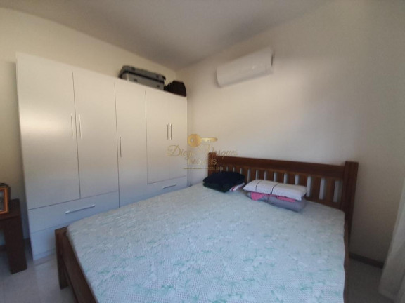 Imagem Casa com 3 Quartos à Venda, 320 m² em Albuquerque - Teresópolis Imagem Casa com 3 Quartos à Venda, 320 m² em Albuquerque - Teresópolis