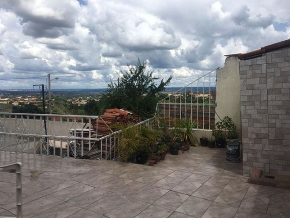 Imagem Casa com 3 Quartos à Venda, 430 m² em Setor Habitacional Arniqueira (águas Claras) - Brasília Imagem Casa com 3 Quartos à Venda, 430 m² em Setor Habitacional Arniqueira (águas Claras) - Brasília