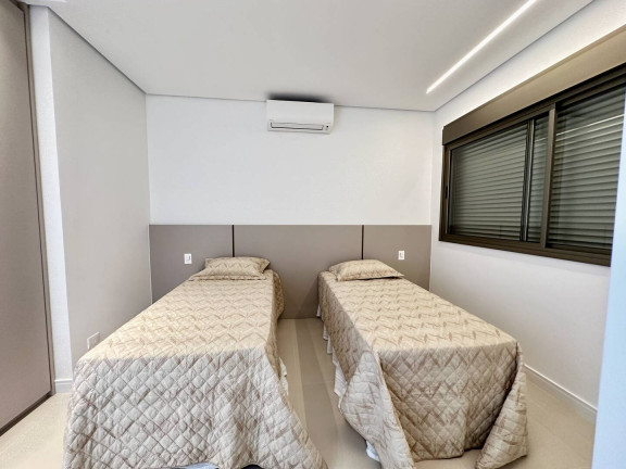 Imagem Casa com 6 Quartos à Venda, 429 m² em Riviera De São Lourenço - Bertioga Imagem Casa com 6 Quartos à Venda, 429 m² em Riviera De São Lourenço - Bertioga