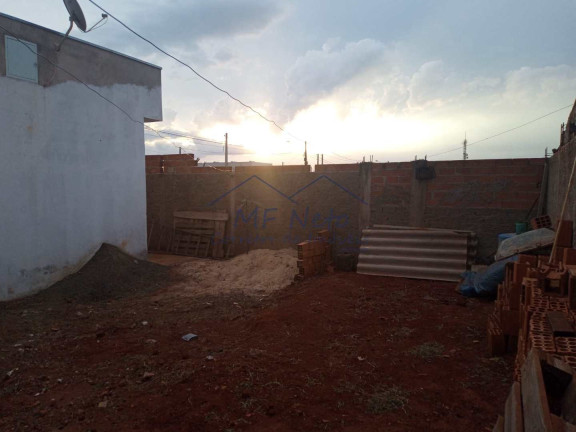 Imagem Casa com 2 Quartos à Venda, 180 m² em Terrazul Ba - Pirassununga
