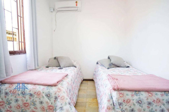 Imagem Casa com 3 Quartos à Venda, 220 m² em Ingleses Do Rio Vermelho - Florianópolis Imagem Casa com 3 Quartos à Venda, 220 m² em Ingleses Do Rio Vermelho - Florianópolis