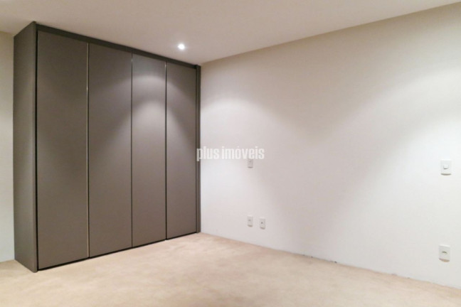 Imagem Apartamento com 3 Quartos à Venda, 615 m² em Panamby - São Paulo Imagem Apartamento com 3 Quartos à Venda, 615 m² em Panamby - São Paulo