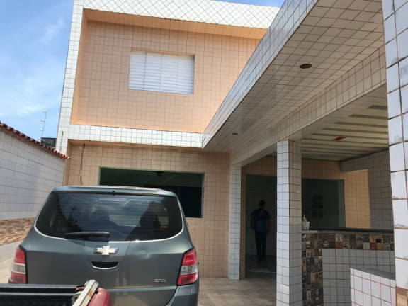 Sobrado com 3 Quartos à Venda, 191 m² em Ocian - Praia Grande