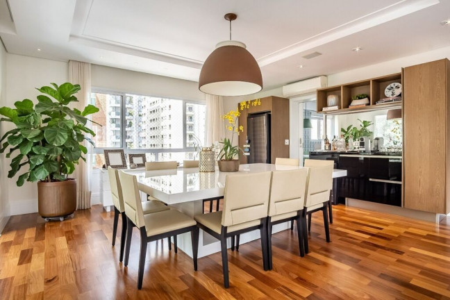 Imagem Imóvel com 4 Quartos à Venda, 215 m² em Moema - São Paulo Imagem Imóvel com 4 Quartos à Venda, 215 m² em Moema - São Paulo