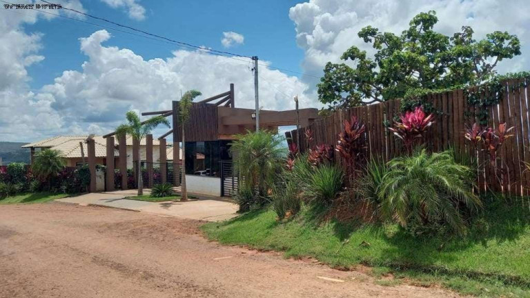 Imagem Casa com 3 Quartos à Venda, 500 m² em Vivendas Do Vale - Mateus Leme