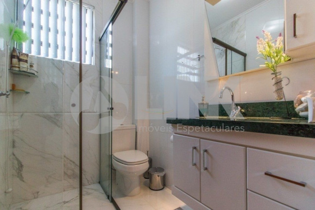 Imagem Apartamento com 2 Quartos à Venda, 67 m² em São João - Porto Alegre Imagem Apartamento com 2 Quartos à Venda, 67 m² em São João - Porto Alegre