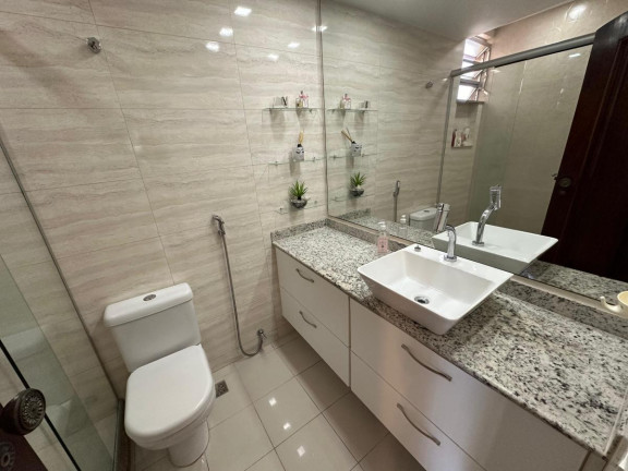 Imagem Apartamento com 4 Quartos à Venda, 186 m² em Barra Da Tijuca - Rio De Janeiro