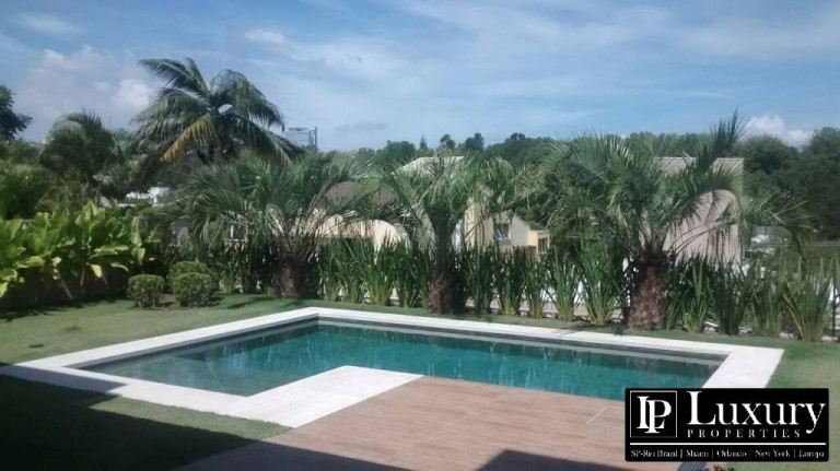 Casa de Condomínio com 5 Quartos à Venda, 1.100 m² em Tamboré - Santana De Parnaíba